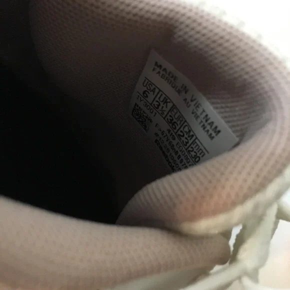 Reebok Women's Classic Harman Ripple Sneaker - Picture 10 of 10